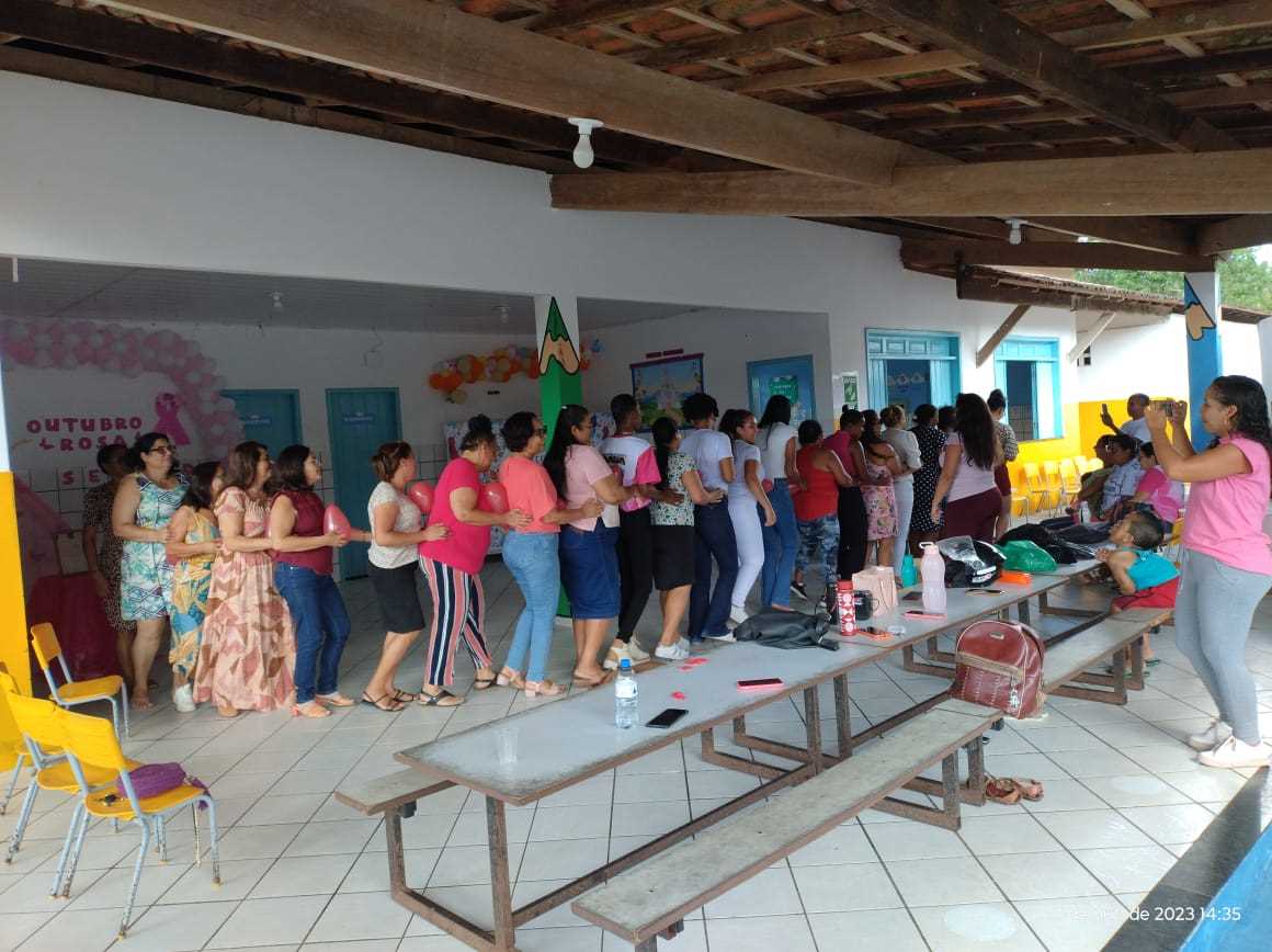 Camacã: Unidade de Saúde Dr. Aníbal Cavalcante faz campanha do outubro Rosa para professores